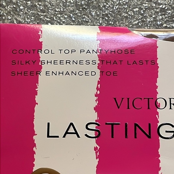 NEW VICTORIA’S SECRET CONTROL TOP LASTING LUXURIES PANTYHOSE DISCONTINUED Buff M - Picture 3 of 8